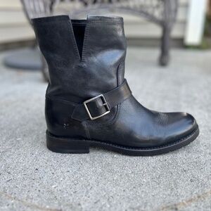 Frye Veronica Bootie Black